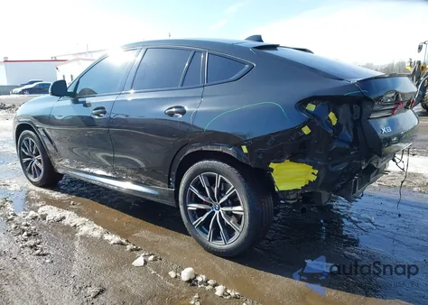 2022 BMW X6 xDrive40I z USA, uszkodzony, nr VIN 5UXCY6C03N9K74850